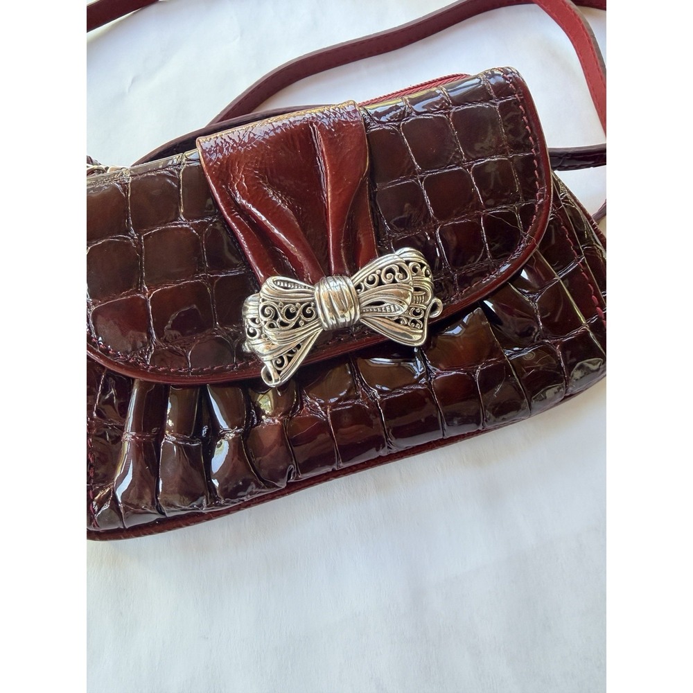 Brighton vintage Red Croc Embossed Leather Bow Purse Adjustable Clutch/Crossbody - Picture 2 of 16